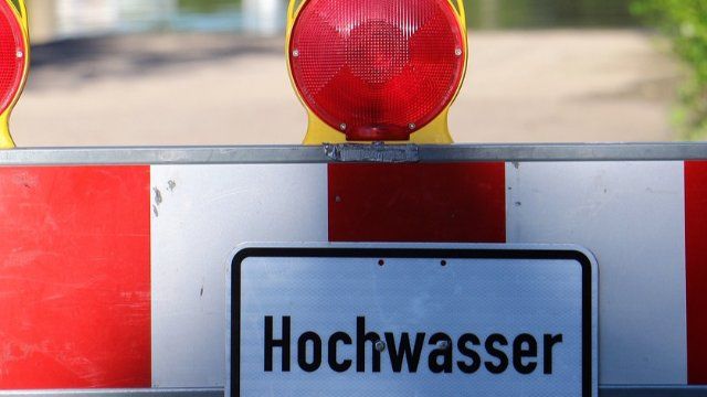 Wasserstände des Rheins sinken weiterhin