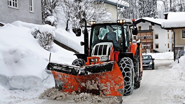 Winterdienst in voller Besetzung im Einsatz