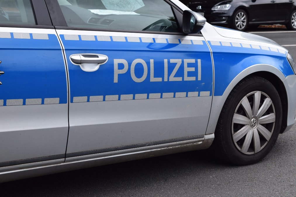  Mehrere Verletzte bei Unfällen auf glatten Straßen