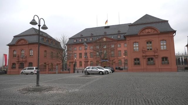 AfD will Abschaffung von Herkunftssprachen-Unterricht und mehr Polizei
