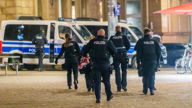 Bombendrohung und Hassmails: Wie die Polizei solche Gefahren abwehrt