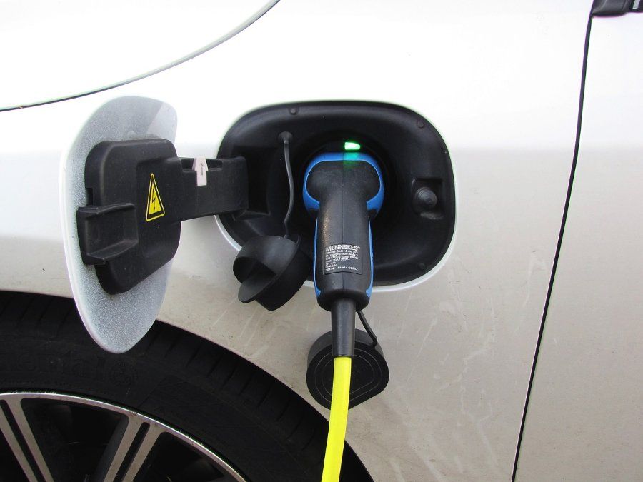 Neuzulassungen elektrisch angetriebener Autos zurückgegangen Neuzulassungen elektrisch angetriebener Autos zurückgegangen
