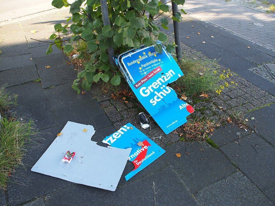 AfD Koblenz pflegt Beziehungen zu rechtsextremen Organisationen AfD Koblenz pflegt Beziehungen zu rechtsextremen Organisationen
