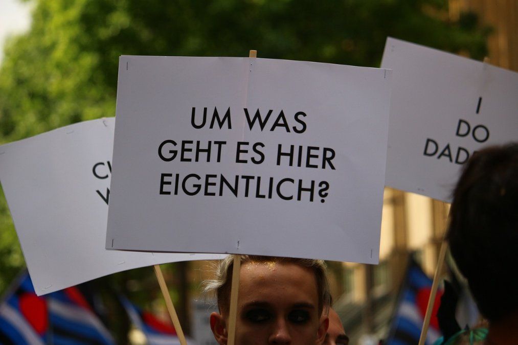 Mahnwache vor AfD-Büro in Koblenz Mahnwache vor AfD-Büro in Koblenz