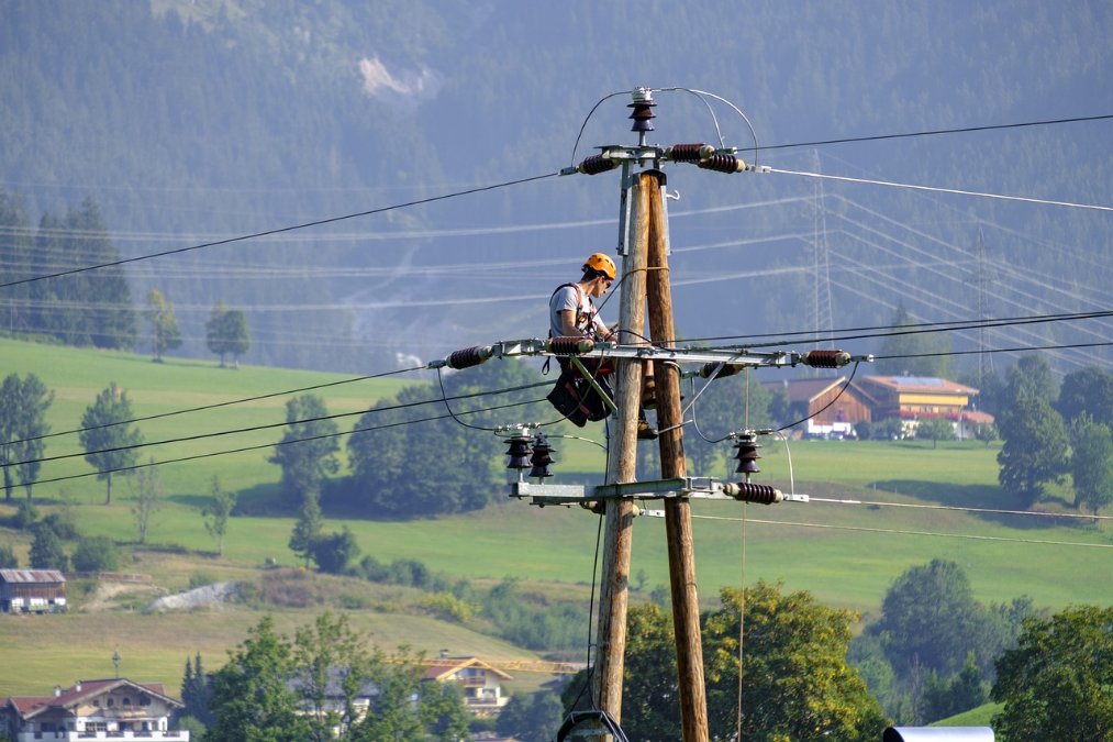 Höhere Löhne im Elektrohandwerk Höhere Löhne im Elektrohandwerk