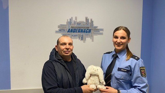 Happy End - Verirrter Osterhase von der B9 wieder zu Hause