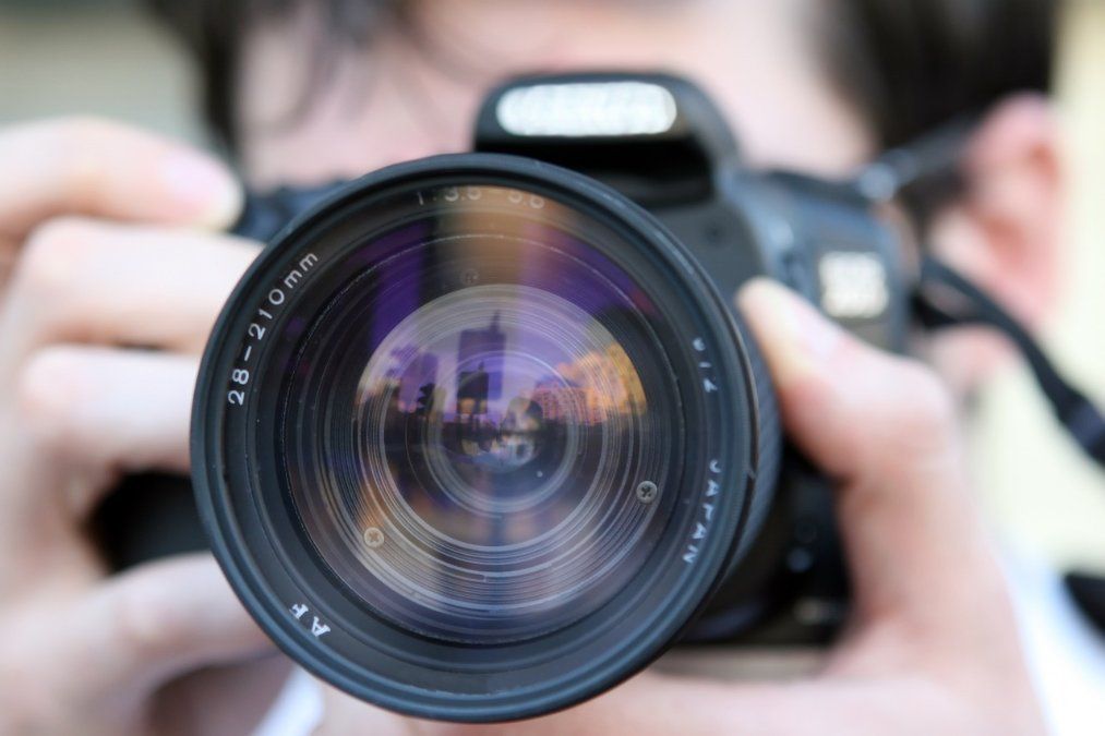 Wächterpreis geht an vier Reporter für Recherchen zur Ahrtalflut Wächterpreis geht an vier Reporter für Recherchen zur Ahrtalflut