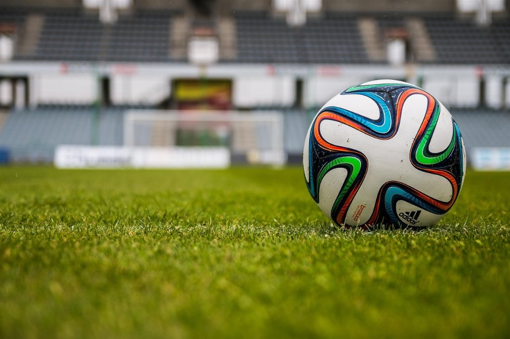 Mitglied der Jungen Alternative bei Fußballspiel angegriffen Mitglied der Jungen Alternative bei Fußballspiel angegriffen
