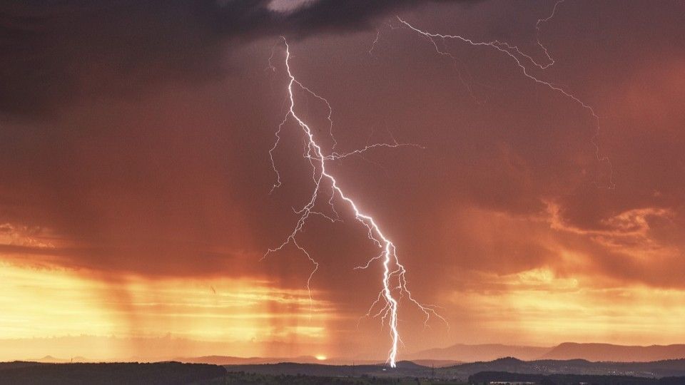Einzelne Gewitter drohen