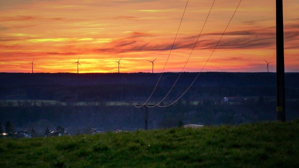 Warnung vor Naivität - Wirtschaft in Rheinland-Pfalz fordert bessere Rahmenbedingungen