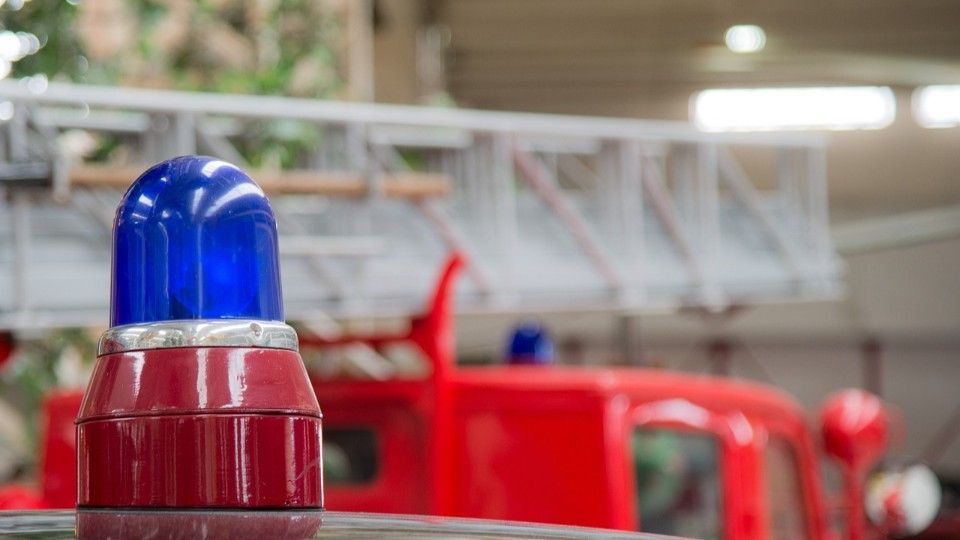 Zwei Verletzte nach Auffahrunfall auf der A48