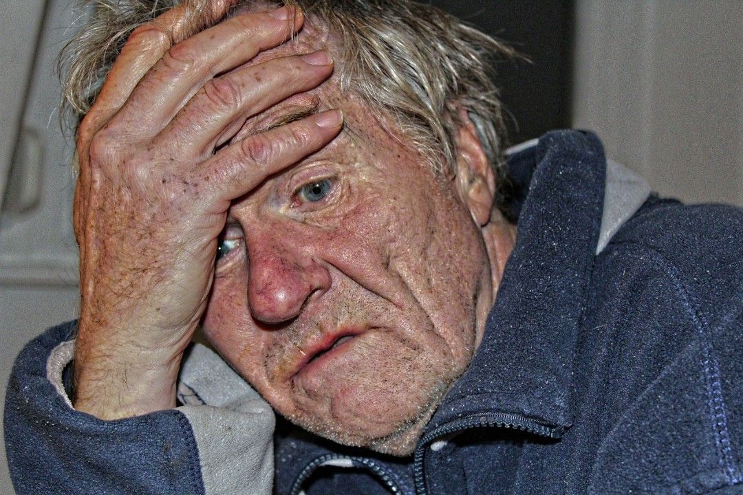 Kreis Altenkirchen: Senior mit Demenz versteht Hausverbot nicht Kreis Altenkirchen: Senior mit Demenz versteht Hausverbot nicht