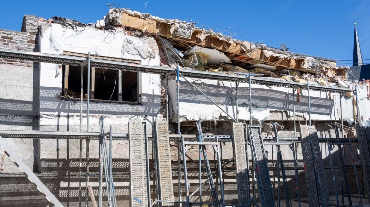 Kröv: Abrissarbeiten nach Hotel-Einsturz gehen weiter