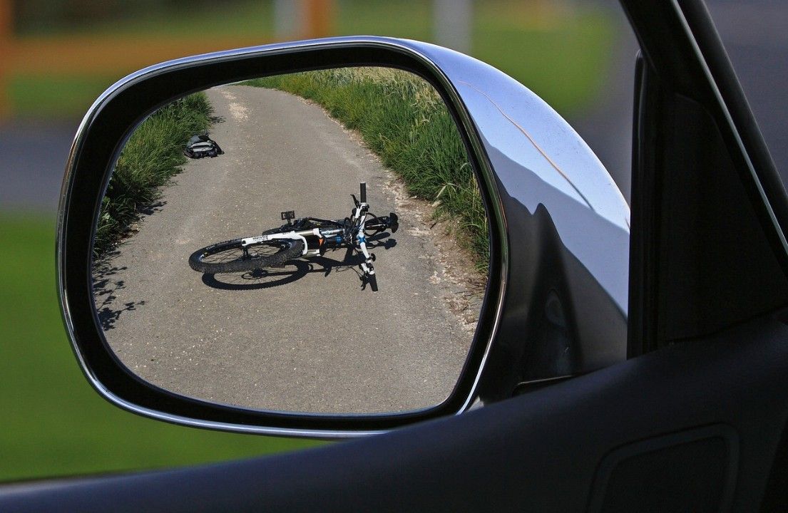 Westerwald: Fahrradfahrer bei Unfall schwer verletzt