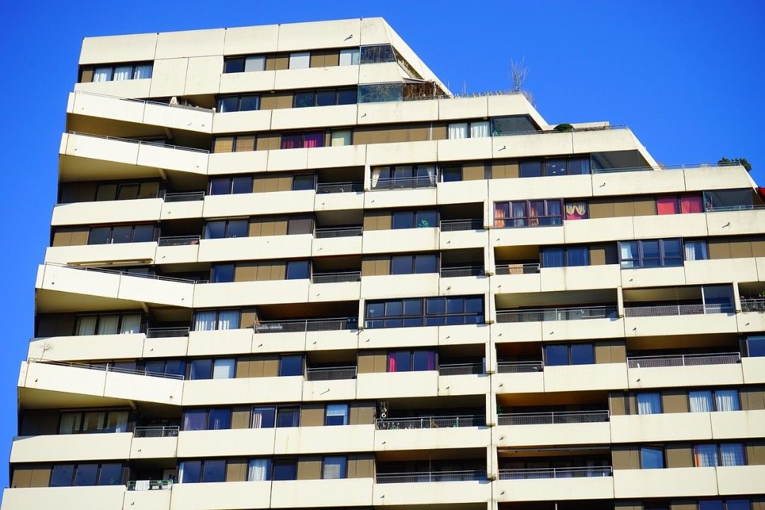 Deutlich weniger Baugenehmigungen im ersten Halbjahr Deutlich weniger Baugenehmigungen im ersten Halbjahr
