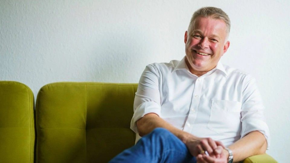Schnieder will mit Bildung, Migration und Gesundheit punkten
