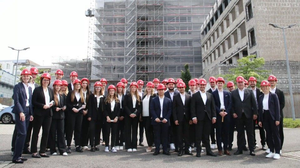 25 neue Auszubildende bei der Koblenzer Sparkasse