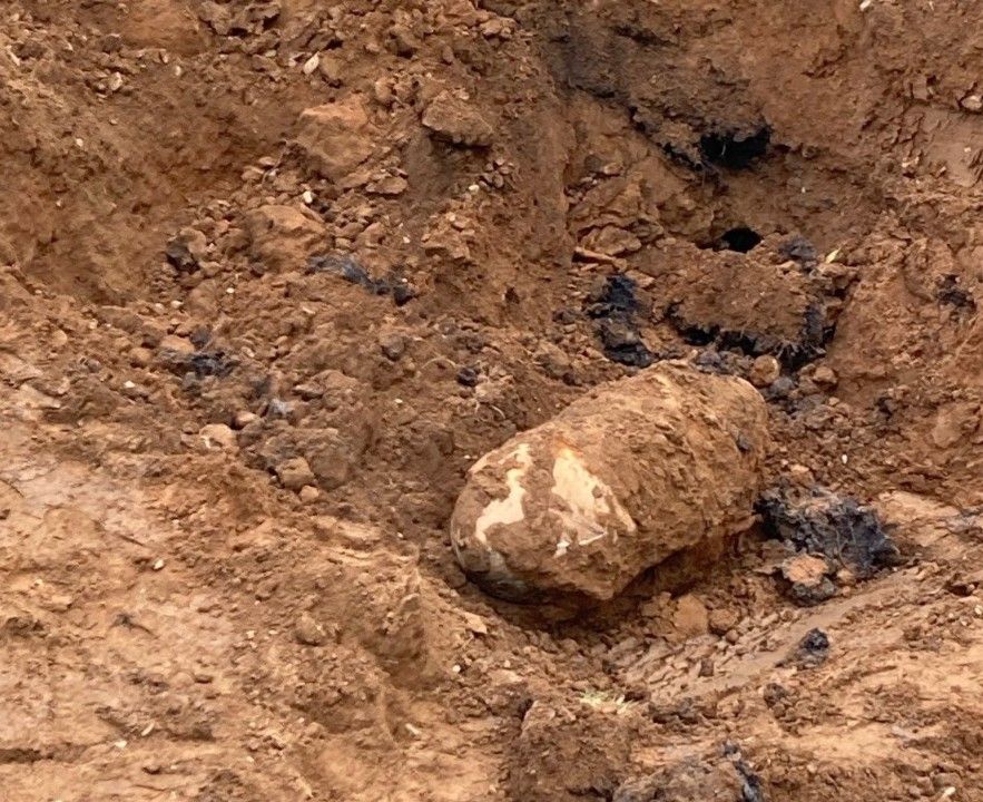 Sand auf Bombe: Kontrollierte Sprengung wird vorbereitet Sand auf Bombe: Kontrollierte Sprengung wird vorbereitet