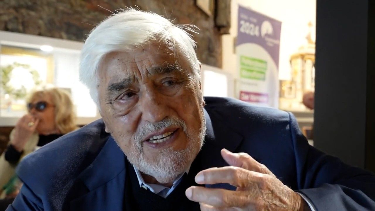 Mario Adorf bekommt Fernsehpreis für sein Lebenswerk Mario Adorf bekommt Fernsehpreis für sein Lebenswerk