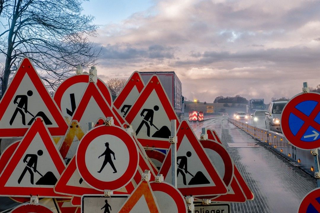 Handel hadert mit Baustellen in Vorweihnachtszeit Handel hadert mit Baustellen in Vorweihnachtszeit