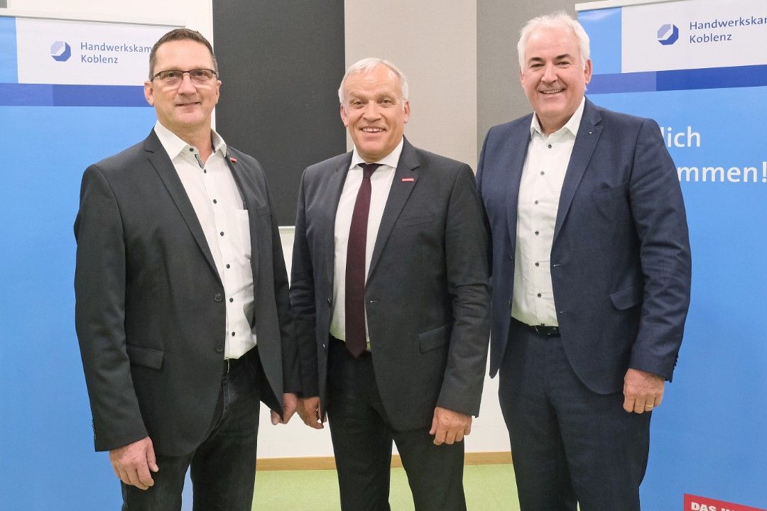 HwK-Vollversammlung: Präsidium und Vorstand gewählt HwK-Vollversammlung: Präsidium und Vorstand gewählt