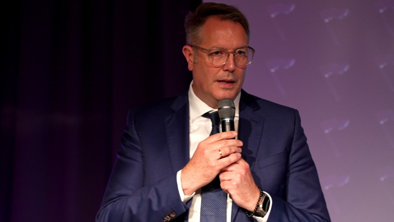 Schweitzer: Investition ins Digital-Netz muss sich rechnen Schweitzer: Investition ins Digital-Netz muss sich rechnen