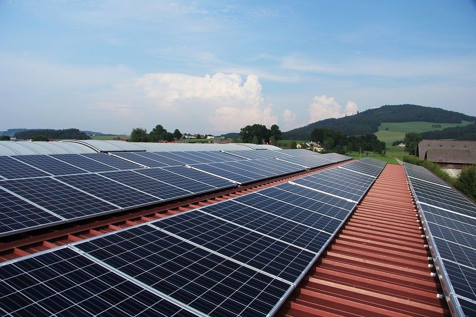 Deutlicher Photovoltaik-Zuwachs - Windkraft hinkt hinterher Deutlicher Photovoltaik-Zuwachs - Windkraft hinkt hinterher