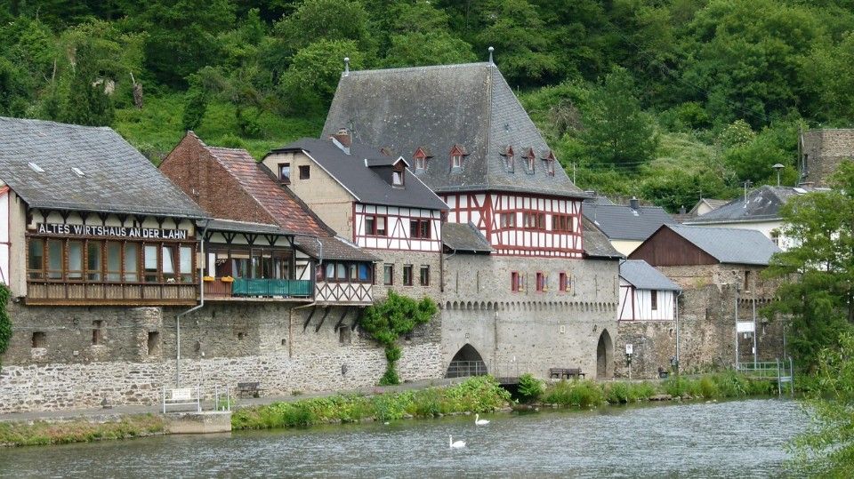Schiefer Turm in Dausenau ist zu schief