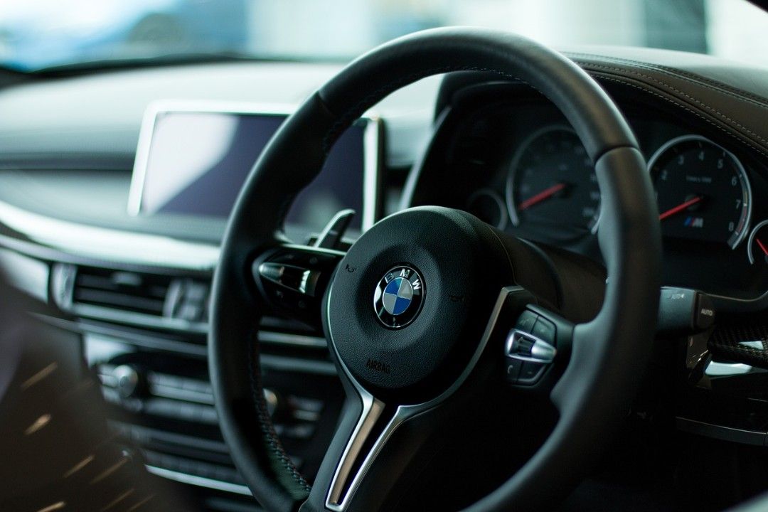 BMW mit halsbrecherischer Fahrweise - Zeugensuche!