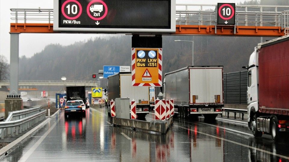 Hering warnt vor Provokation der Nachbarländer