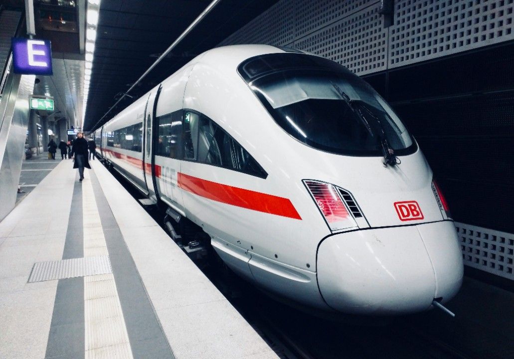Rheinland-Pfälzer entdecken Bus- und Bahnfahren für sich Rheinland-Pfälzer entdecken Bus- und Bahnfahren für sich