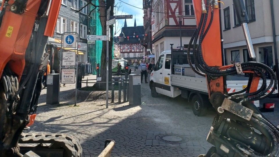 Neugestaltung Bahnhofstraße Montabaur: Kleiner Markt wird neu gepflastert – Sperrung ab 14. April