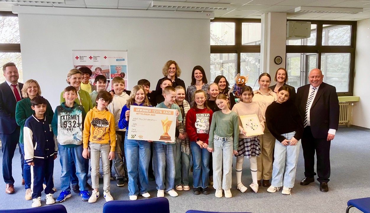 Textil Race Mittelrhein 2025: Gewinnerschule unterstützt durch das DRK Koblenz
