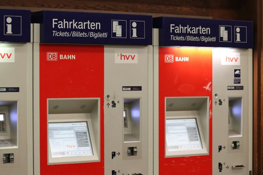 Neuer Ticketanbieter an den Bahnhöfen: Transdev übernimmt Vertrieb im Norden von RLP Neuer Ticketanbieter an den Bahnhöfen: Transdev übernimmt Vertrieb im Norden von RLP