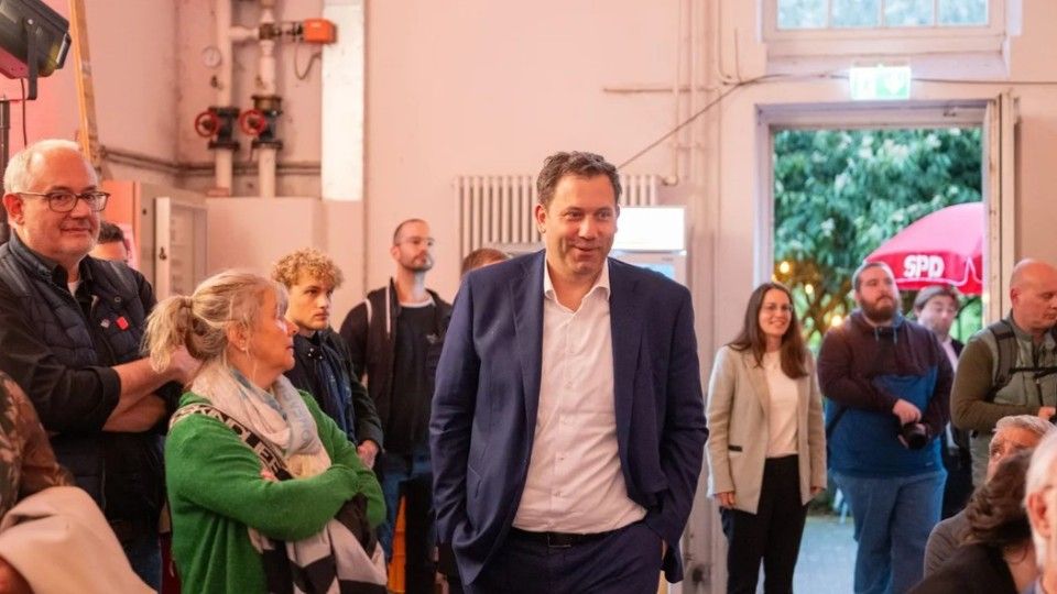 Klingbeil mahnt künftige Koalition zur Einigkeit