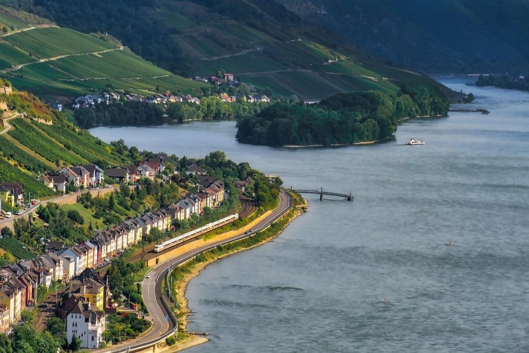 Wie rein ist der Rhein? - Ein Fluss unter Dauerbeobachtung