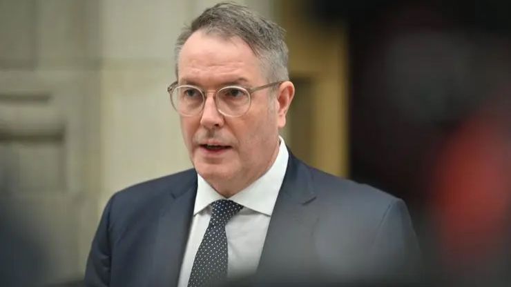 Schweitzer kontert Vorwürfe der CDU-Fraktion