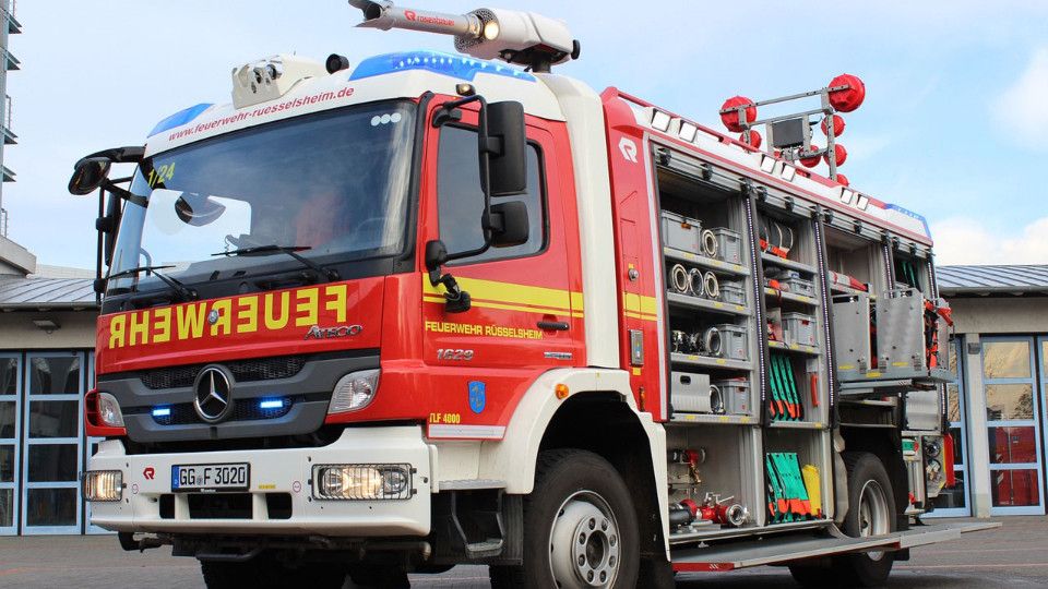 Großbrand auf Flugplatz Mendig gelöscht