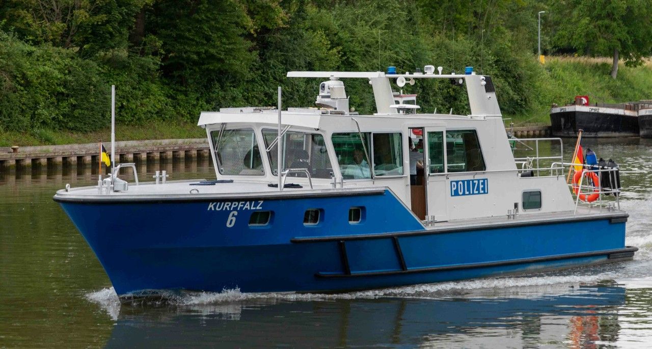 Großer Rettungseinsatz von Feuerwehr, Rettungsdienst und Polizei 