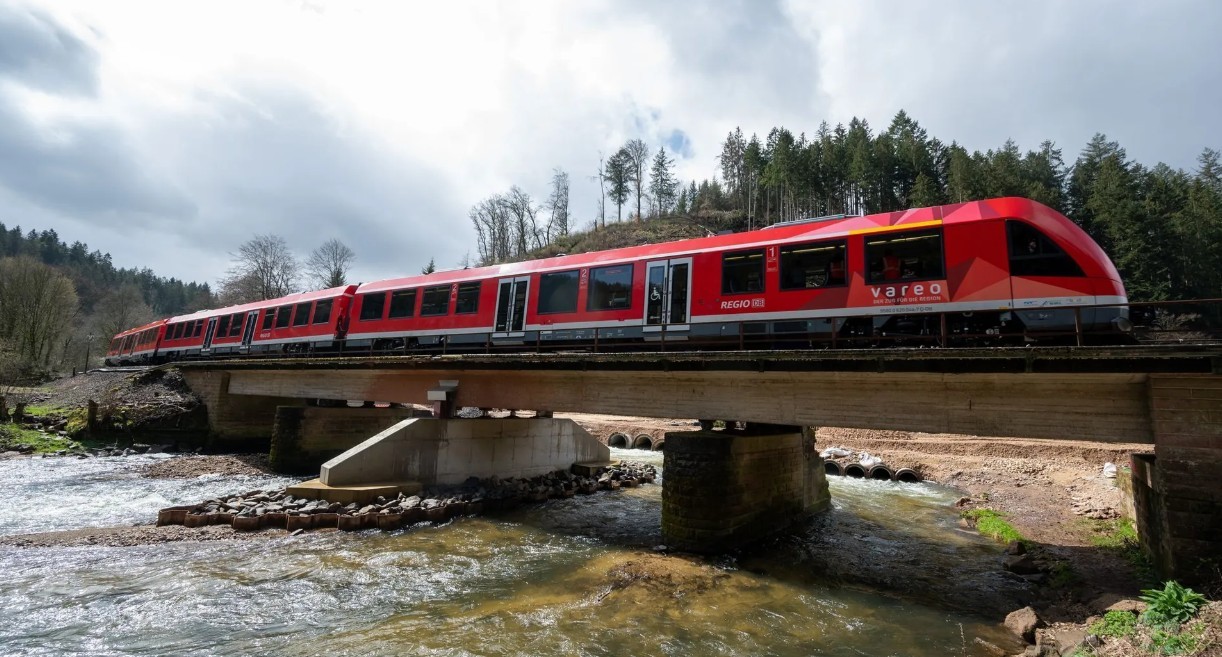 Vier Jahre nach der Flut: Züge rollen wieder durch die Eifel