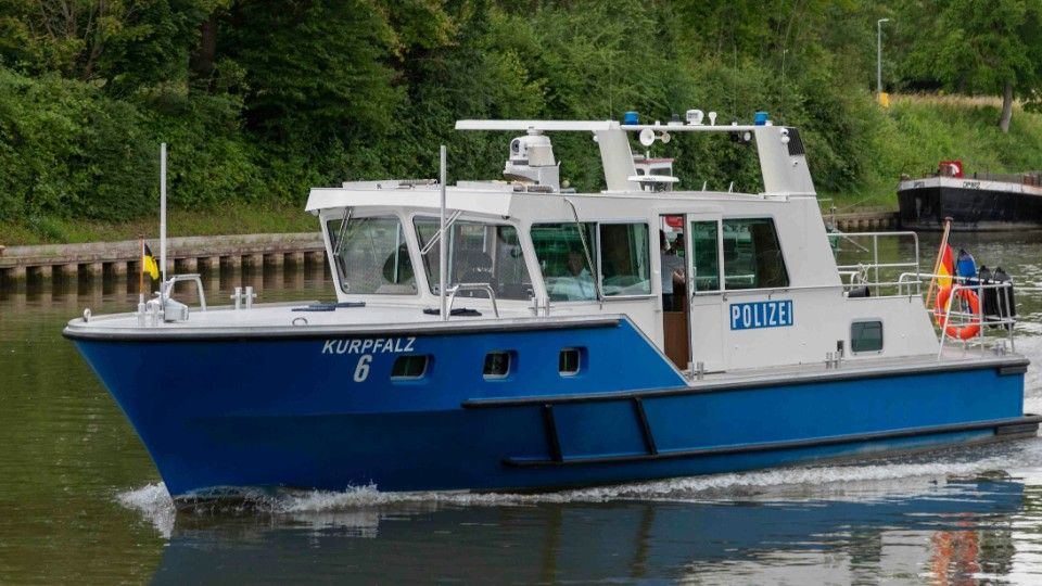 Großer Rettungseinsatz von Feuerwehr, Rettungsdienst und Polizei 