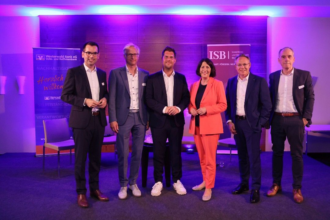 „Unterstützung der heimischen Wirt-schaft“ – damit Transformation und Innovation gelingen „Unterstützung der heimischen Wirt-schaft“ – damit Transformation und Innovation gelingen