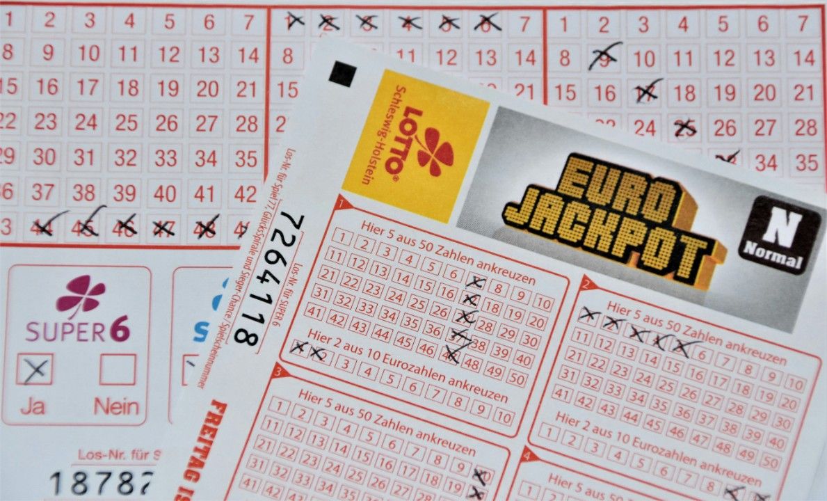 Tipper aus der Südwestpfalz gewinnt im Eurojackpot 652.000 Euro Tipper aus der Südwestpfalz gewinnt im Eurojackpot 652.000 Euro