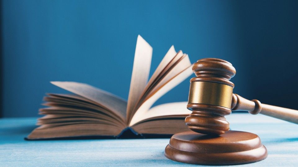 Kein Platz im Staatsdienst: Gericht stoppt angehenden Juristen wegen fehlender Verfassungstreue