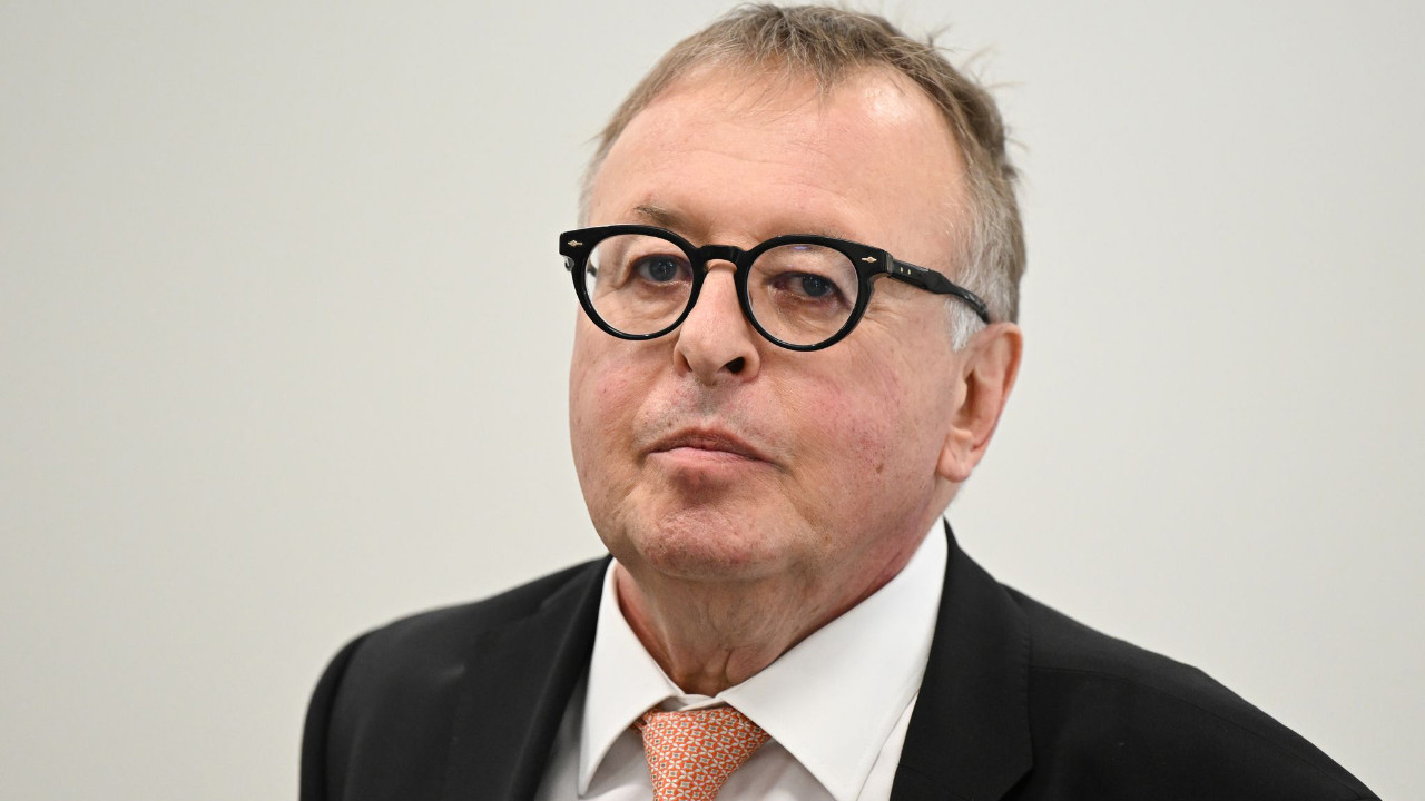 Bericht im Disziplinarverfahren gegen Ex-Ahr-Landrat ist da Bericht im Disziplinarverfahren gegen Ex-Ahr-Landrat ist da