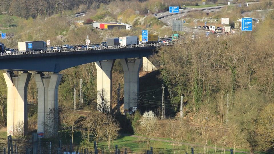 Verkehr auf Moselbrücke bei Schengen ab Montag eingeschränkt