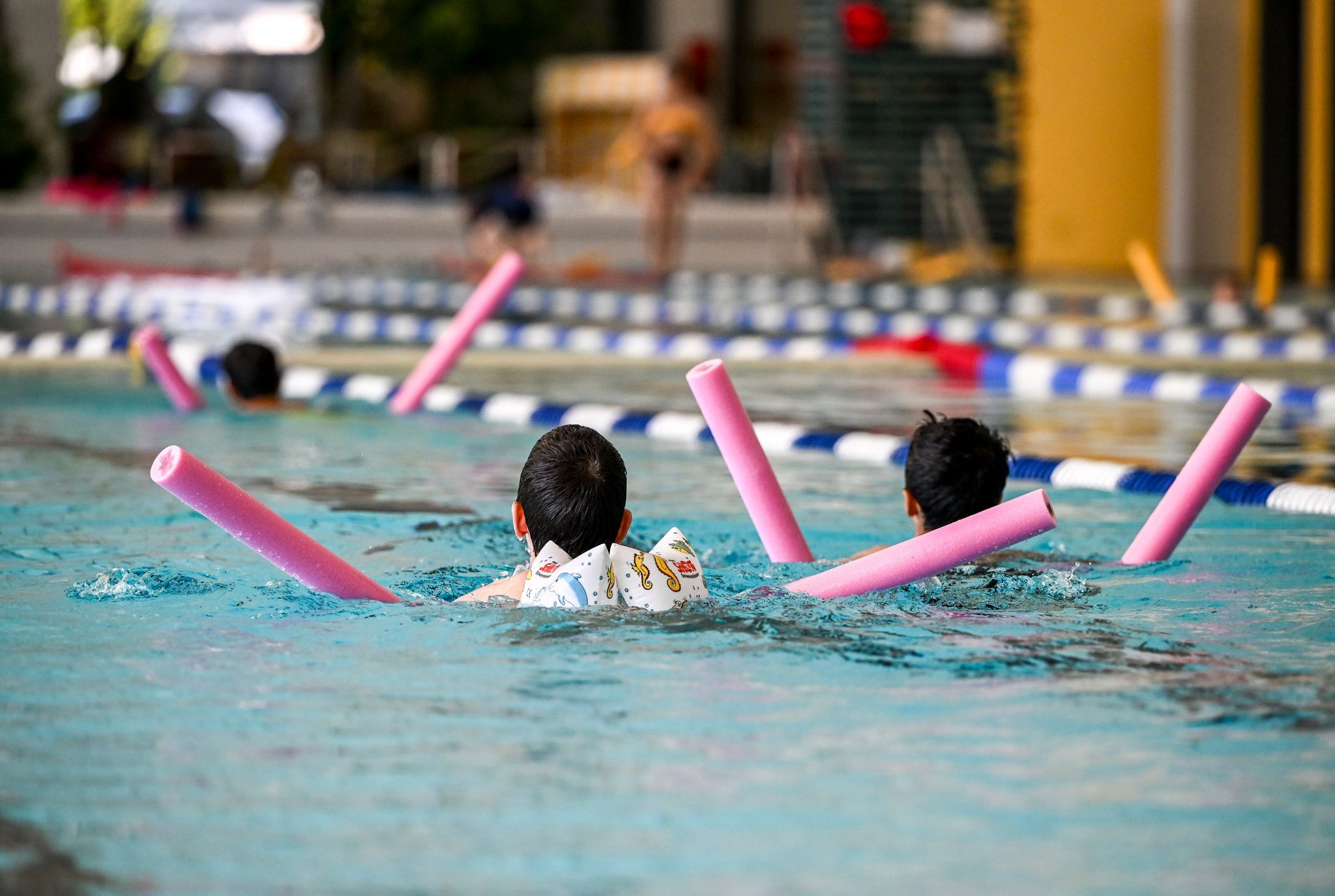 Engagierte Lehrer für den Schwimmunterricht