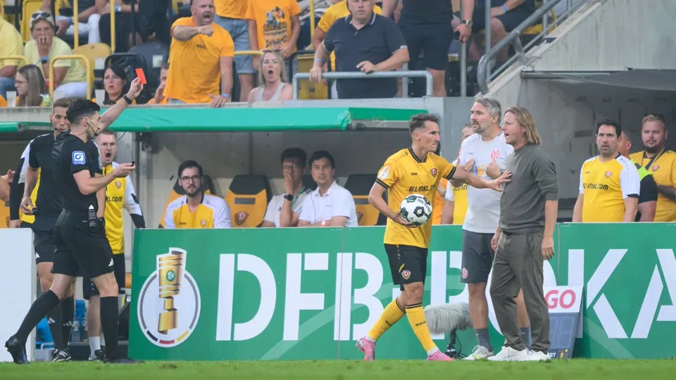 Mainz-Trainer Henriksen für ein Pokalspiel gesperrt