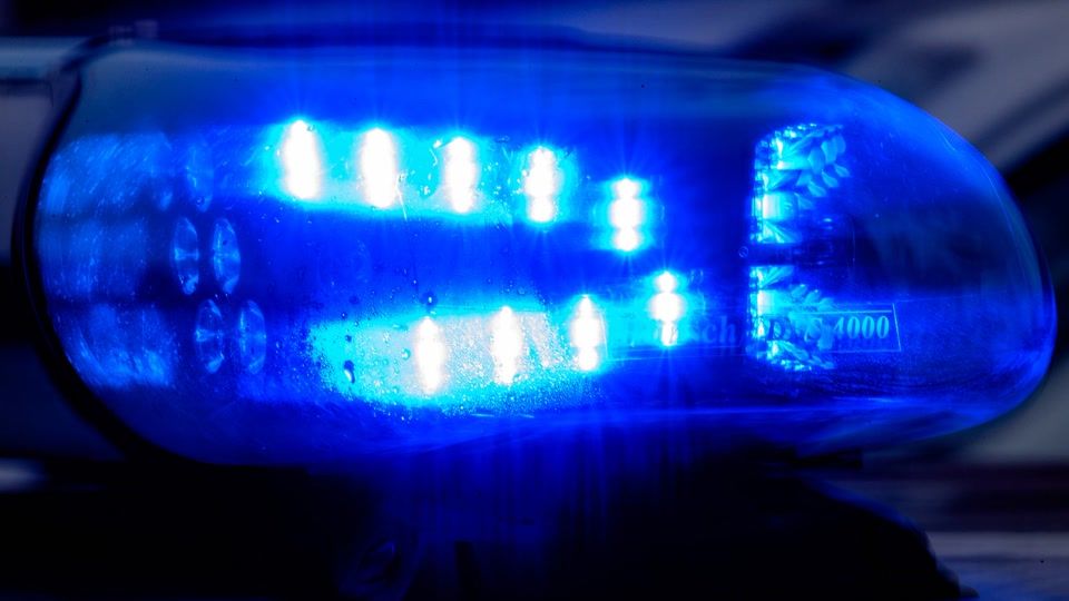 Mann flieht vor Kontrolle - Verfolgungsfahrt bis Luxemburg