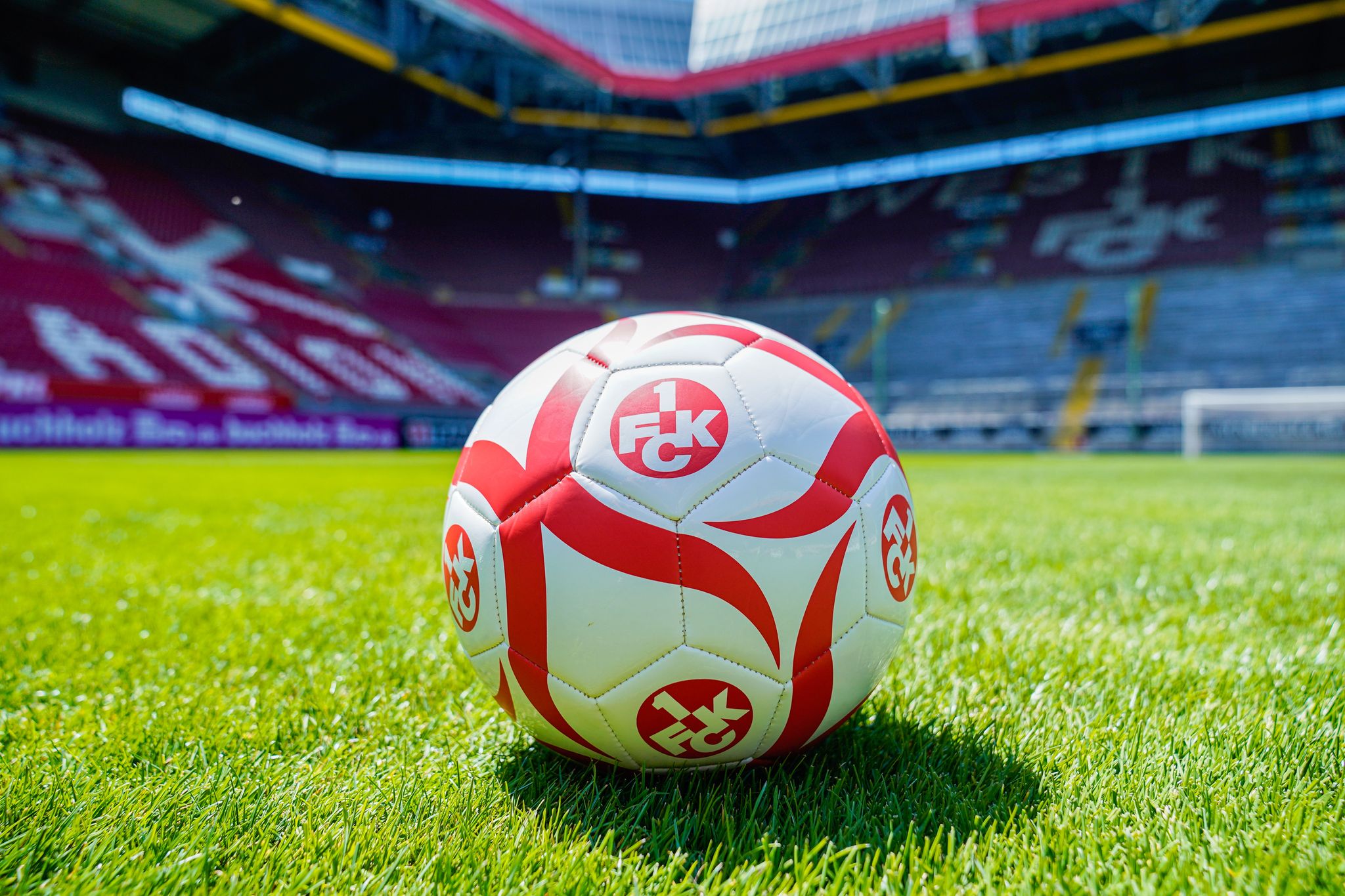 Auf Leihbasis: FCK holt Rechtsverteidiger aus Frankreich